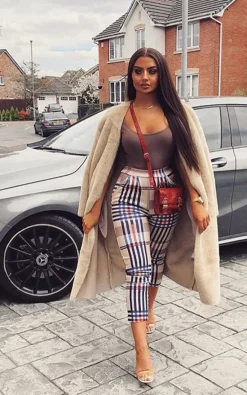 Beige Abi Highwaisted Checked Trousers<IKRUSH Best