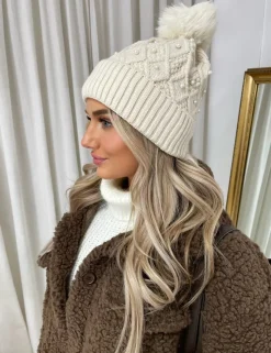 Beige Corina Pom Pom Knitted Winter Hat With Pearl Decor<IKRUSH Hot