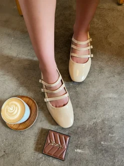 Beige Gwen Strappy Buckle Detail Flat Shoes<IKRUSH Clearance