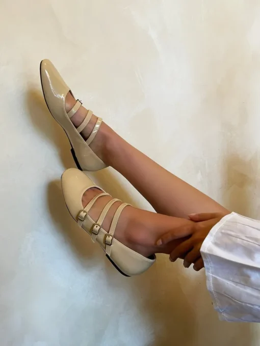 Beige Gwen Strappy Buckle Detail Flat Shoes<IKRUSH Clearance