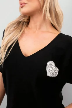 Black Della Short Sleeve V-Neck Oversized Rhinestone Heart Detail Top<IKRUSH Hot