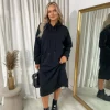 Black Jenna Kangaroo Pocket Long Loose Hoodie<IKRUSH Online