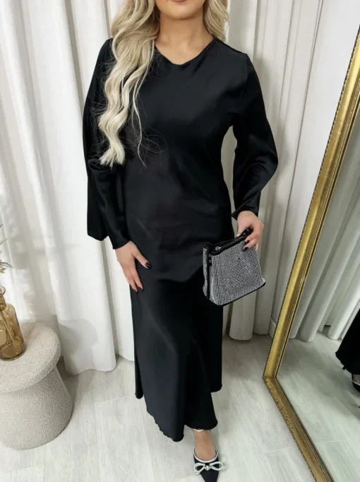 Black Leah Bell Long Sleeve Maxi Dress<IKRUSH Outlet