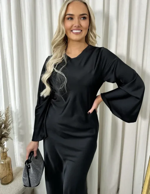 Black Leah Bell Long Sleeve Maxi Dress<IKRUSH Outlet
