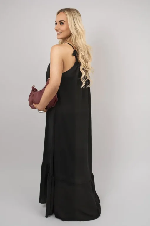 Black Sarai Sleeveless Beaded Halter Neck Maxi Dress with Tiered Hem<IKRUSH Outlet