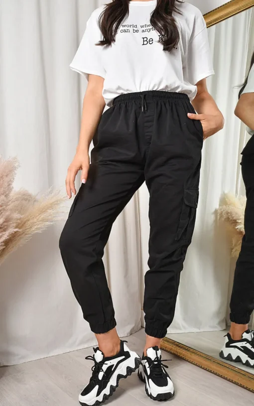 Black Xanthe Pocket Cargo Trousers<IKRUSH Online