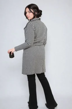 Black/white Ava Check Print Full Sleeve Notched Lapel Collar Neck Belted Coat<IKRUSH Sale