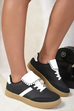 Black/white Rosalie Lace Up Low Top Trainers<IKRUSH New