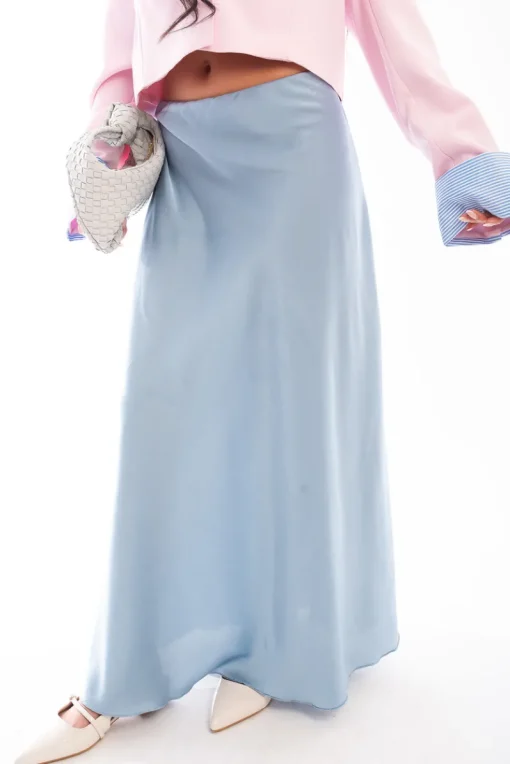 Blue Estella Lightweight High Waisted Maxi Skirt<IKRUSH New