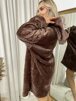 Brown Sonya Oversized Fluffy Winter Blanket Hoodie<IKRUSH Fashion
