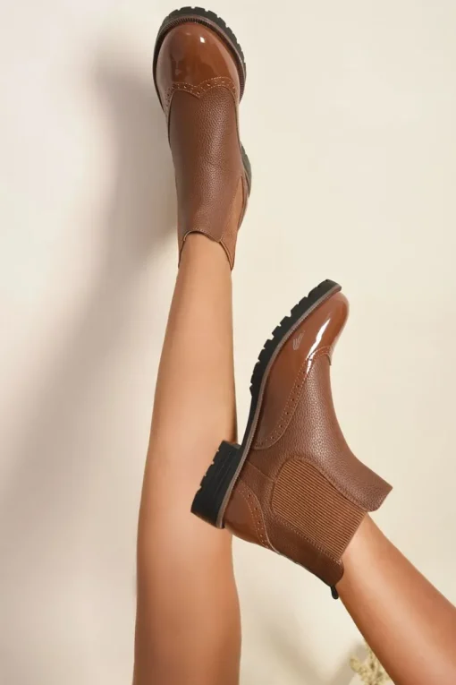 Camel Kensie Faux Leather Brogue Chelsea Boots<IKRUSH Clearance