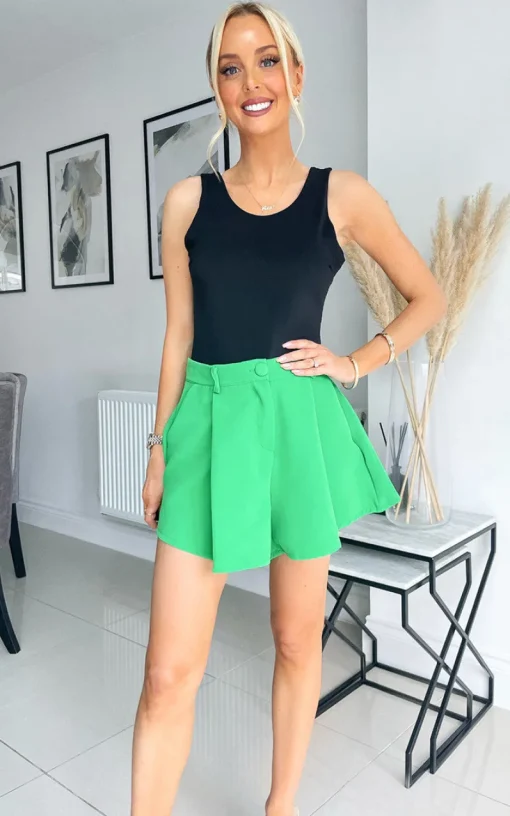 Green Eloise Flared Shorts<IKRUSH Best
