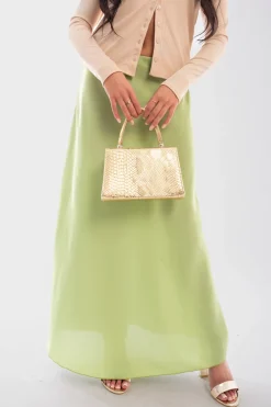 Green Estella Lightweight High Waisted Maxi Skirt<IKRUSH Clearance