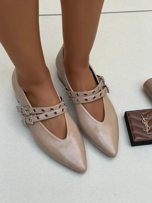 Khaki Caryn Low Heel Double Buckle Eyelet Strap Pointed Flat Shoes<IKRUSH Online