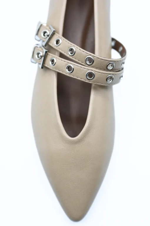 Khaki Caryn Low Heel Double Buckle Eyelet Strap Pointed Flat Shoes<IKRUSH Online
