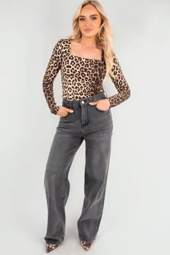 Leopard Danna Square Neckline Long Sleeve Top<IKRUSH Fashion