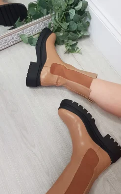 Mocha Ella Faux Leather Chunky Boots<IKRUSH Hot