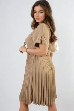 Mocha Teresa Short Sleeve Pleated Midi Dress<IKRUSH Hot