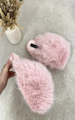 Pink Nadia Fluffy Faux Fur Slippers<IKRUSH Fashion