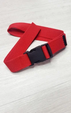 Red Ally Fabric Buckle Belt<IKRUSH Fashion
