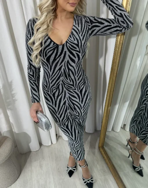 Silver Evelyn Printed V-Neck Long Sleeve Glitter Midi Dress<IKRUSH Discount