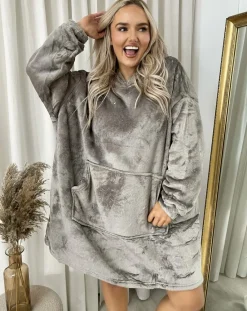 Taupe Sonya Oversized Fluffy Winter Blanket Hoodie<IKRUSH Fashion