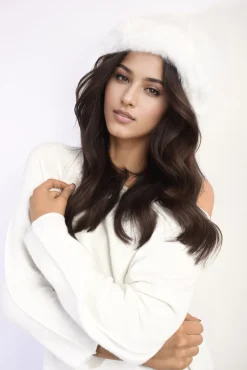 White Ashley Fluffy Faux Fur Winter Hat<IKRUSH Outlet