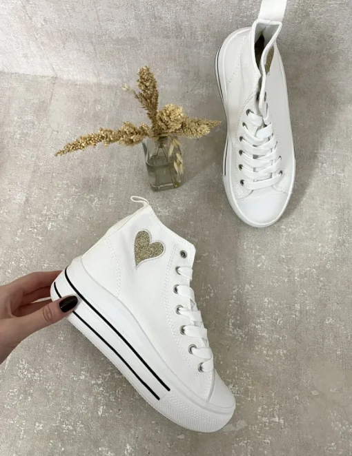 White Daniela High Top Lace Up Heart Detailed Kids Trainers<IKRUSH Online