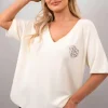 White Della Short Sleeve V-Neck Oversized Rhinestone Heart Detail Top<IKRUSH Sale