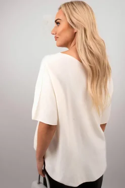 White Della Short Sleeve V-Neck Oversized Rhinestone Heart Detail Top<IKRUSH Sale