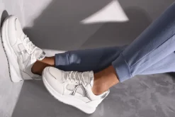 White Janessa Low-Top Lace-Up Trainers<IKRUSH Discount