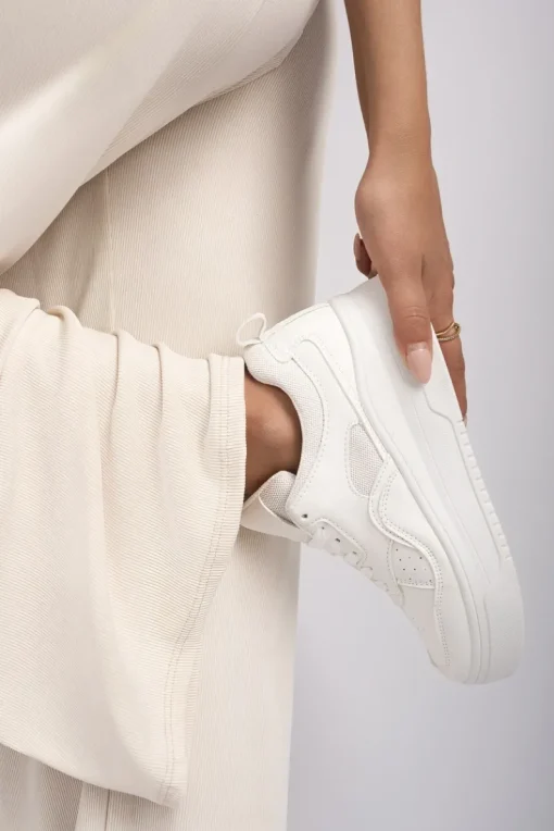 White Romi Faux Leather Chunky Platform Trainers<IKRUSH Sale