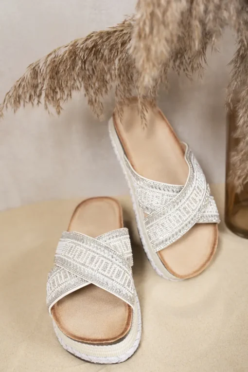 White Yareli Embellished Cross Strap Platform Sandals<IKRUSH Clearance