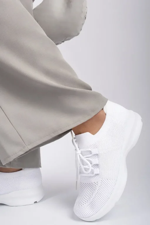 White Ziva Knit Sock Lace-Up Lightweight Trainers<IKRUSH Fashion