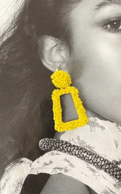 Yellow April Statement Mini Drop Earrings<IKRUSH Hot